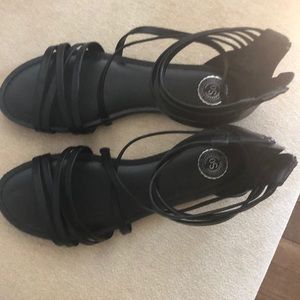 Women’s Black Sandals
